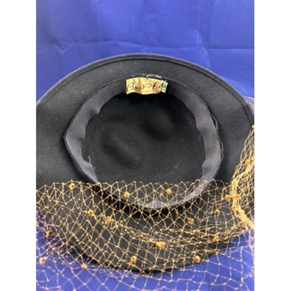 Vintage 40s 50s Best & Co NY Black Felt Hat Veil Feather Cocktail Hat - Picture 7 of 10